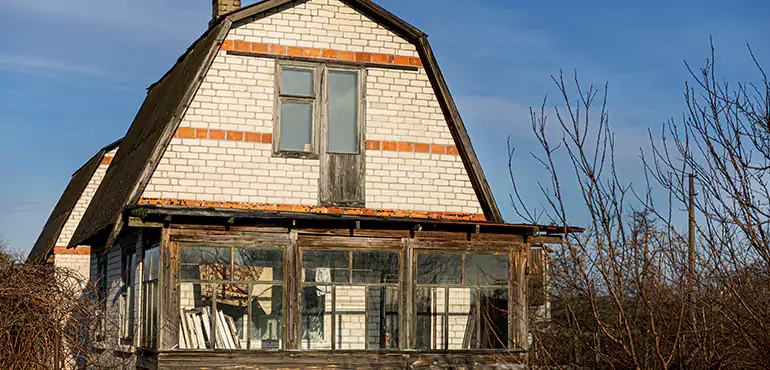 Types of Houses We Buy Without Repairs in Lancaster, CA